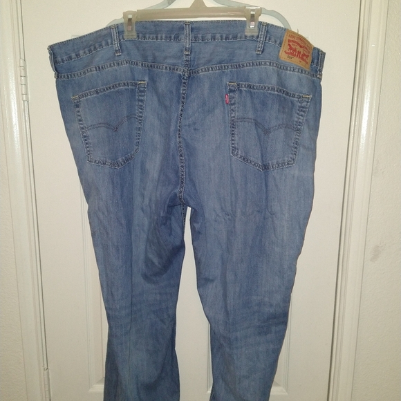Levis 559 Blue Medium Wash Denim Jeans Men's sz 52x29. - Picture 2 of 7